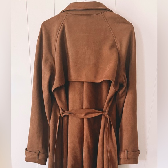 Windsor Camel Trench Coat - Picture 2 of 7